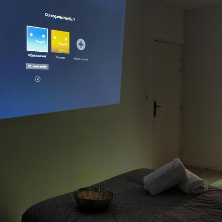 Studio Videoprojecteur & Popcorn - Proche Victoire Apartment Bordeaux Exterior photo