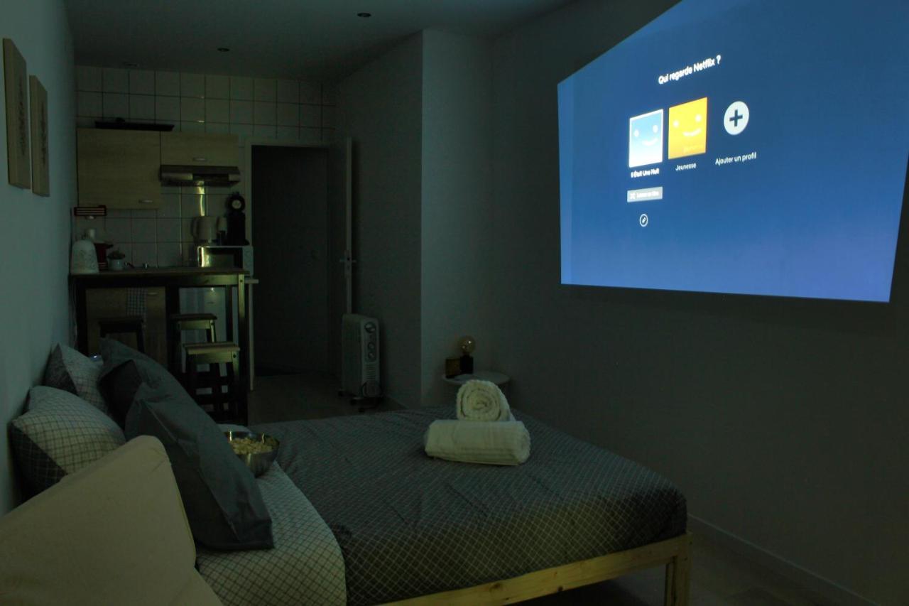 Studio Videoprojecteur & Popcorn - Proche Victoire Apartment Bordeaux Exterior photo